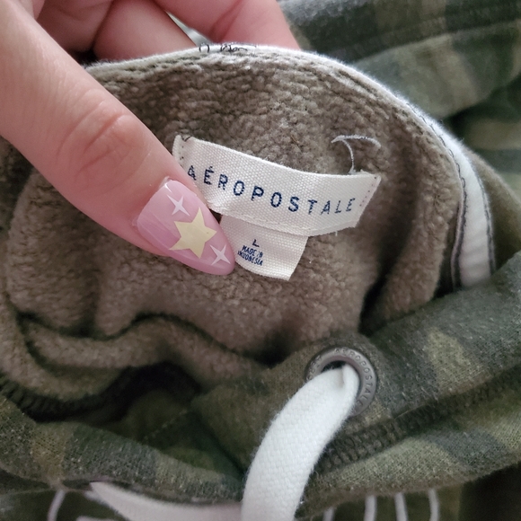 ❤️AERO LG CAMO HOODIE❤️ - Picture 2 of 2